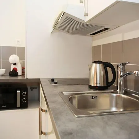 101 - Confortable Avec Kitchenette 5