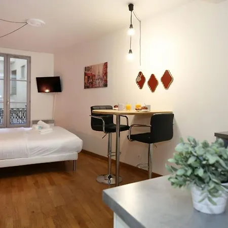 101 - Confortable Avec Kitchenette 5 Apartamento