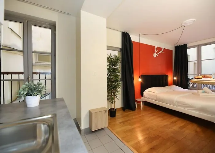 101 - Confortable Avec Kitchenette 5 * Párizs